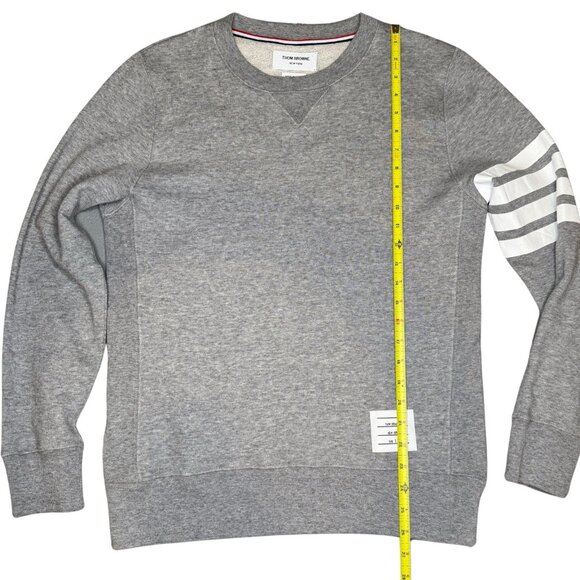 Excellent Thom Browne Grey Stripe 4 Bar Sweatshirt Crew Mens Size 2 S Cotton - Picture 9 of 12